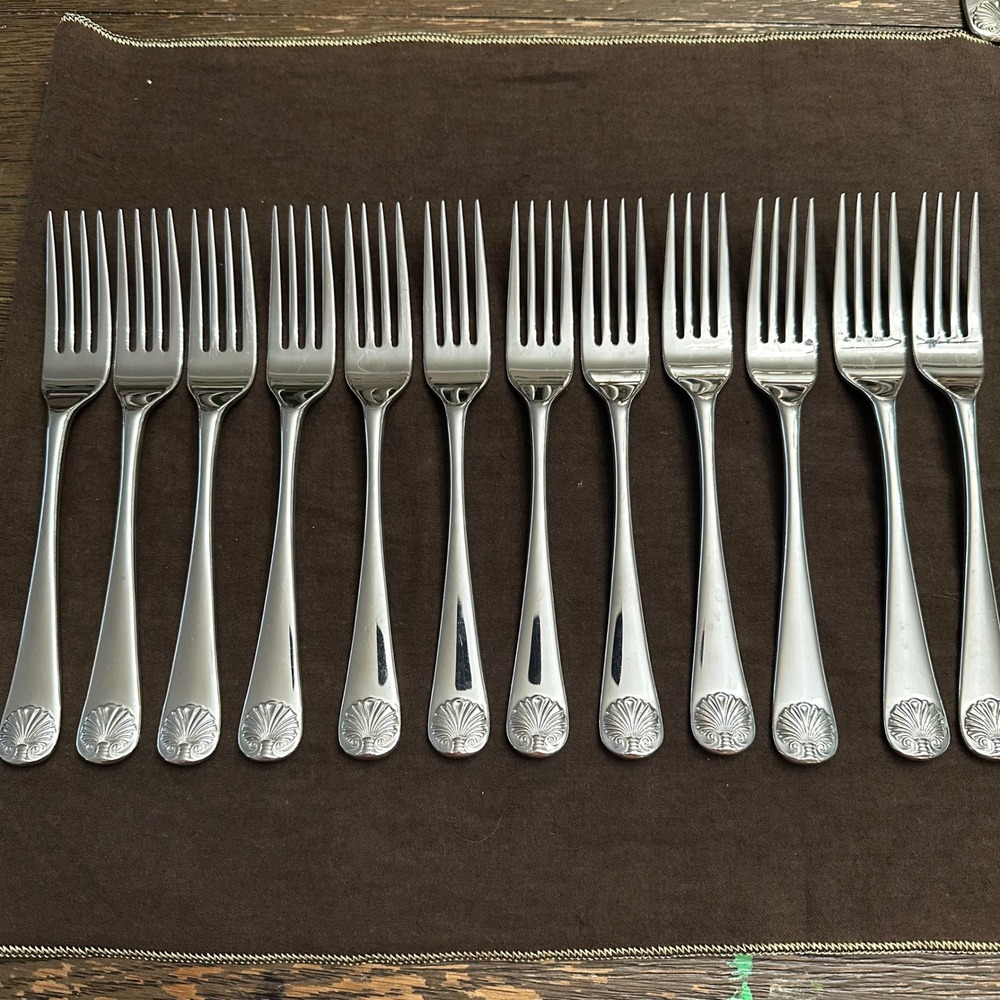Kirk Stieff Williamsburg Vintage Royal Shell Stainless Steel 12 Pc Dinner Forks